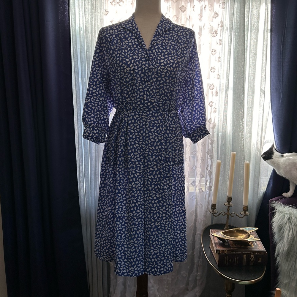 Vintage blue and white print midi dress